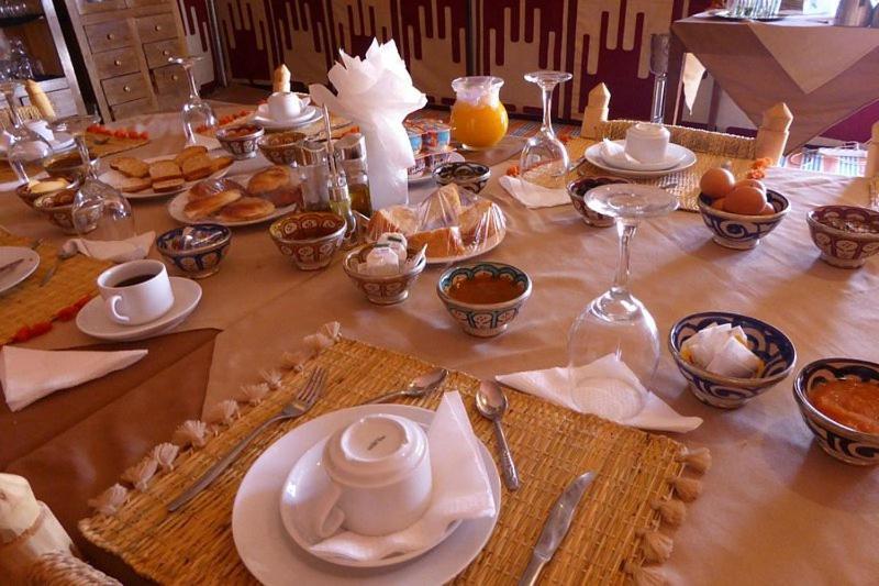 Merzouga Luxury Traditional Camp Exterior foto